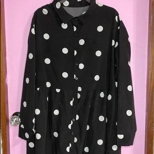 Polka dot long sleeve short dress